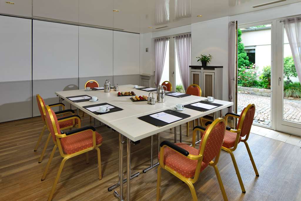 Best Western Hotel Der Föhrenhof, Kirchhorster Strasse 22 in Hannover