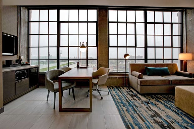 Images Embassy Suites by Hilton Rockford Riverfront