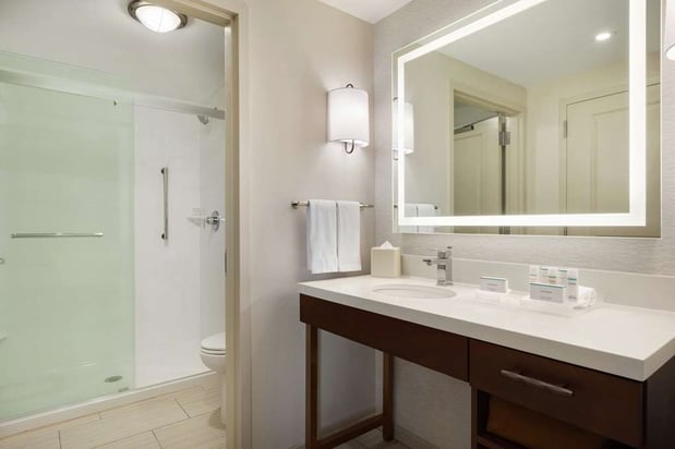Images Homewood Suites by Hilton Albany Crossgates Mall