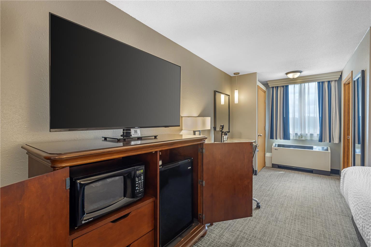 Two Queen- First Floor Room