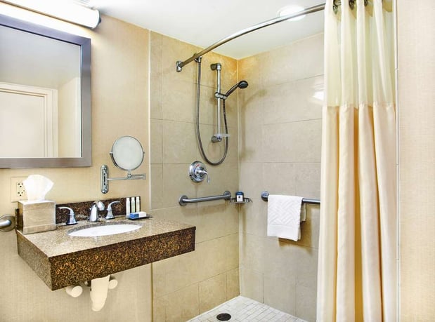 Images DoubleTree by Hilton Hotel Baltimore North - Pikesville