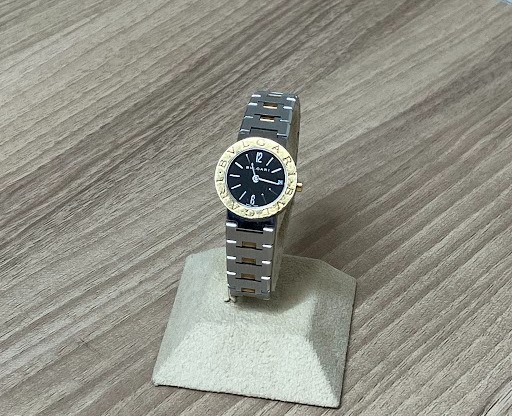 Images KOMEHYO（コメ兵）買取センターきりしま国分山形屋