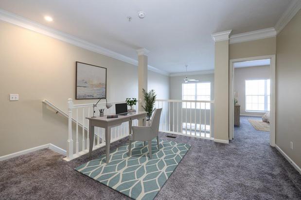 Images Christopher Wren Apartments & Townhomes