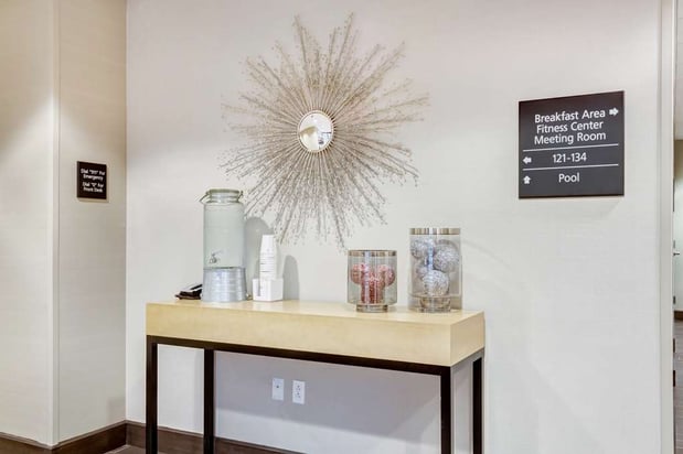 Images Hampton Inn St. Louis Wentzville