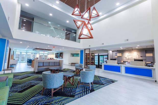Images Holiday Inn Express & Suites Arlington North – Stadium Area by IHG