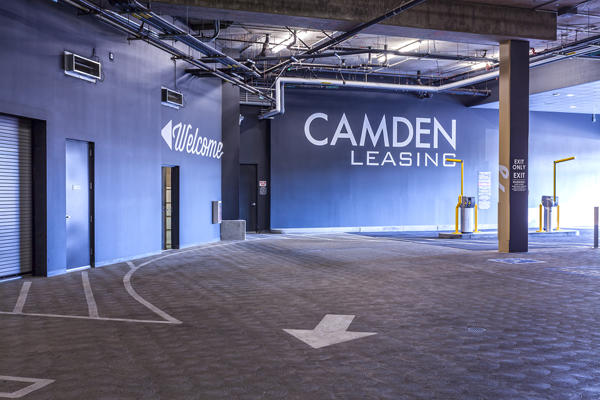 Camden Glendale Apartments Photo