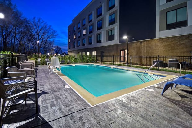 Images Hampton Inn Pleasant View