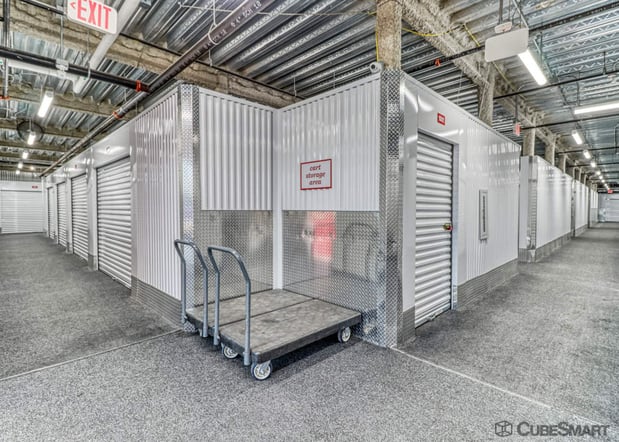 Images CubeSmart Self Storage
