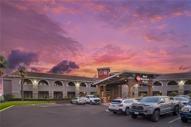 Images Best Western Plus Brookside Inn