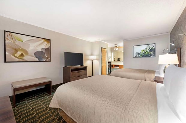 Images Best Western Plus Black Oak