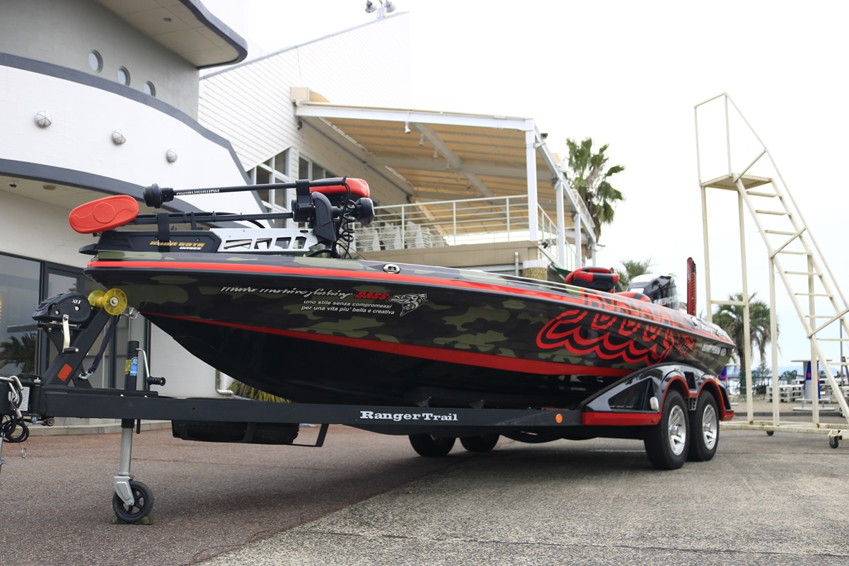 Images 88BASS BOAT