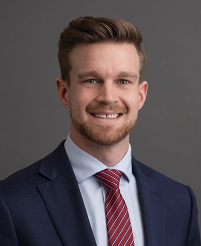 Images Max Hellmann - Manager AAC Sales, Ameriprise Financial Services, LLC - Closed