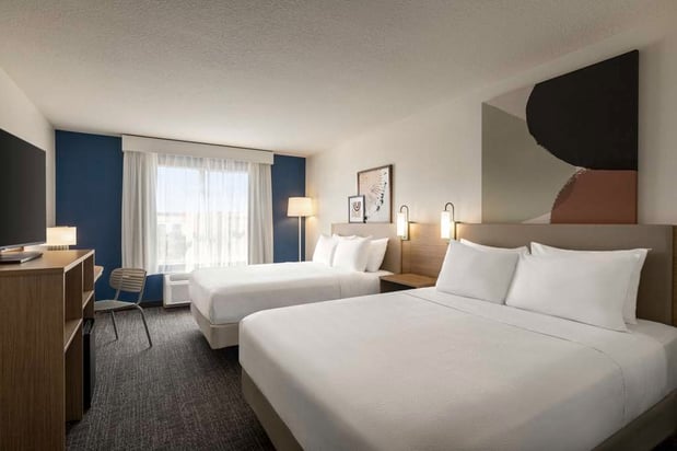 Images Spark by Hilton Orlando Universal Blvd