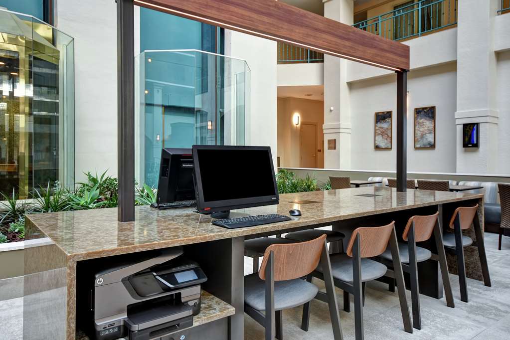 Business Center Embassy Suites by Hilton Milpitas Silicon Valley Milpitas (408)942-0400