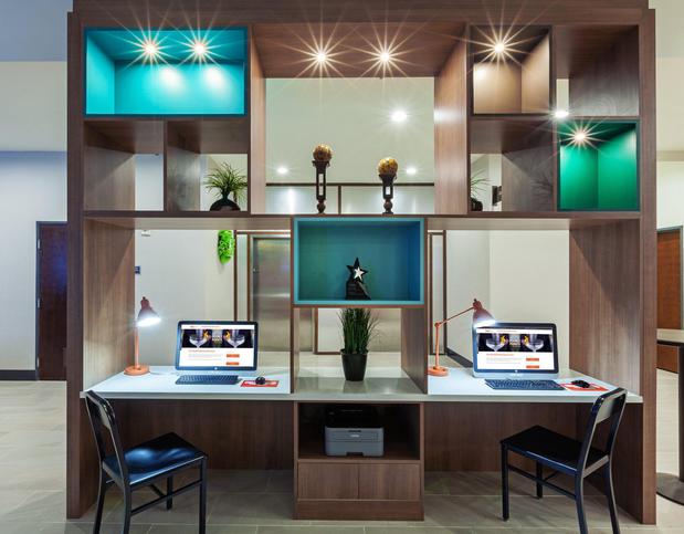 Images Holiday Inn & Suites McKinney - N Allen by IHG