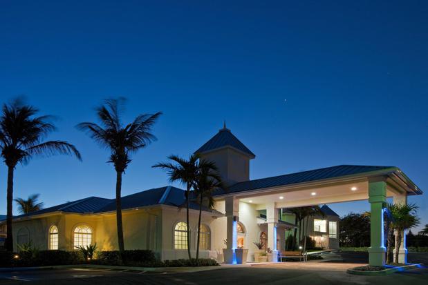 Images Holiday Inn Express North Palm Beach-Oceanview, an IHG Hotel