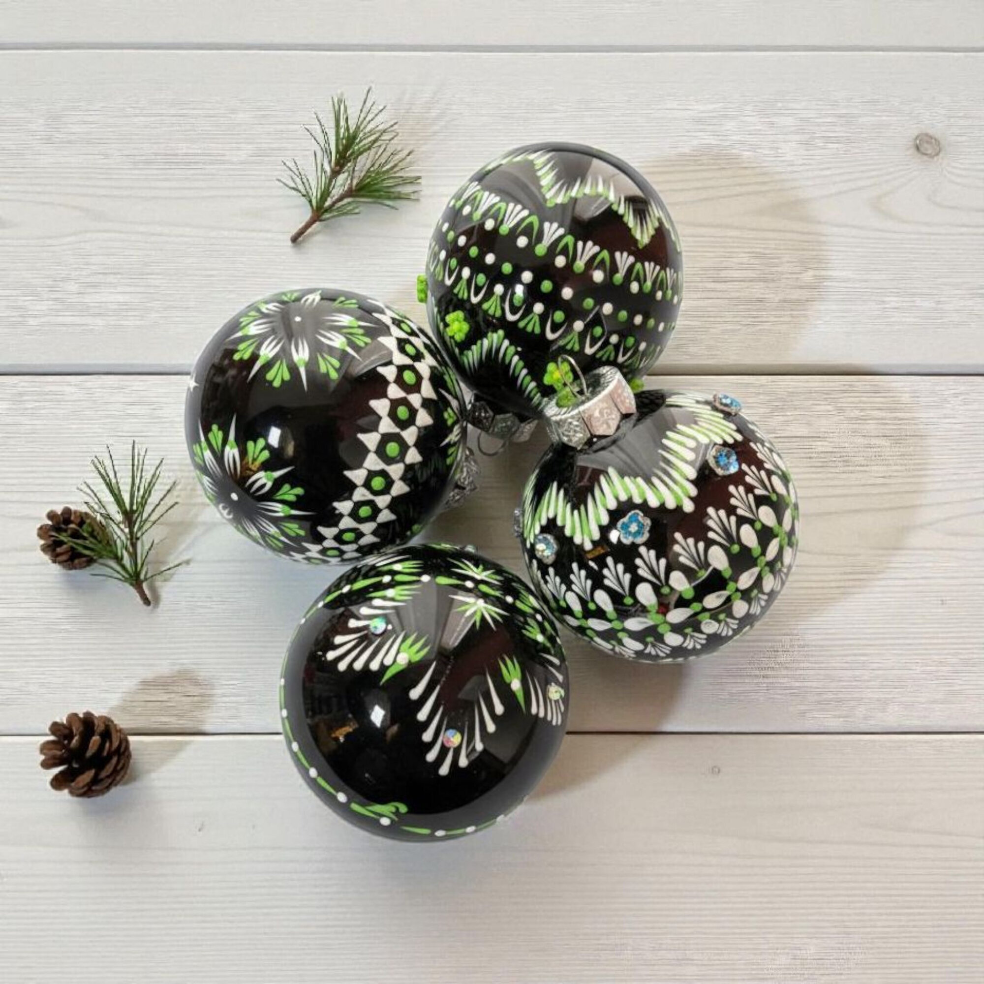 Bilder Gabriele Krecht - Wachstechnik Ostereier & Christbaumkugeln