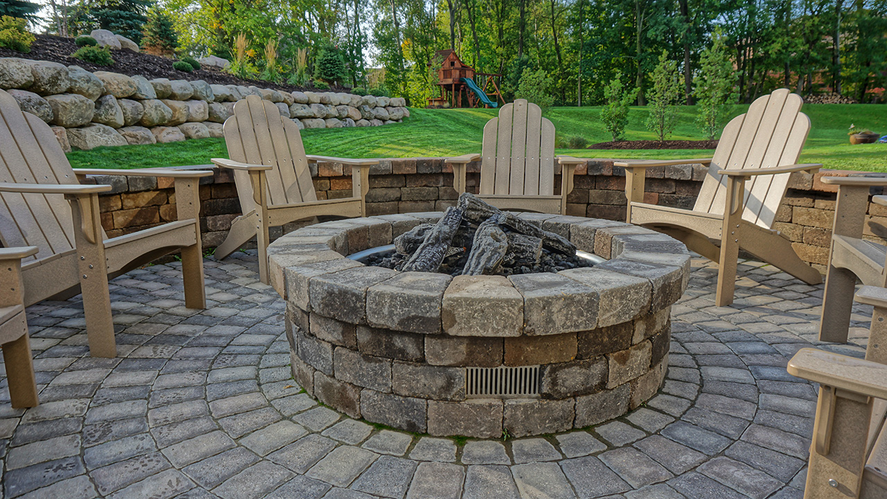 Greenscape Companies also offers edging installation services, with a large variety of different types of edging: steel, aluminum, brick, cobblestone, concrete bullet, plastic, and more. To learn more about edging, visit our website today!
