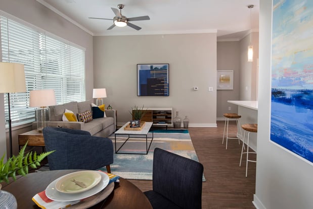 Images One Riverside Apartments