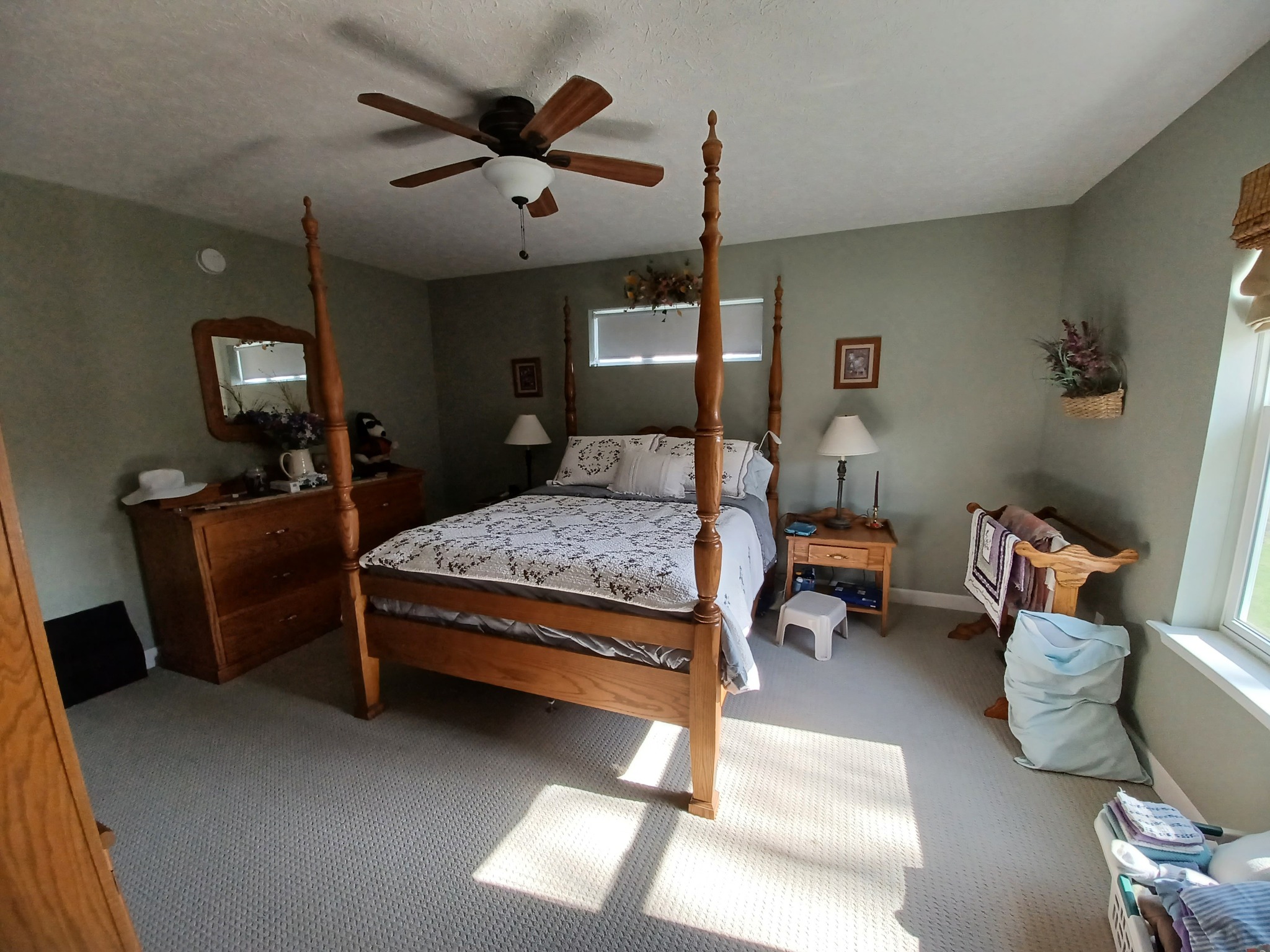 Enjoy the convenience of professional maid service from Custom Maid Cleaners. Our team delivers dependable and personalized cleaning solutions tailored to fit your lifestyle and schedule. We aim to provide a clean, organized, and welcoming home environment with every appointment. Whether you need regular upkeep or occasional help, we’re here to make life easier.