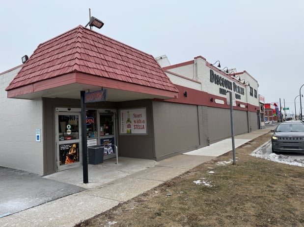 Images CoinFlip Bitcoin ATM - Discount Drinks LLC (Wyandotte)