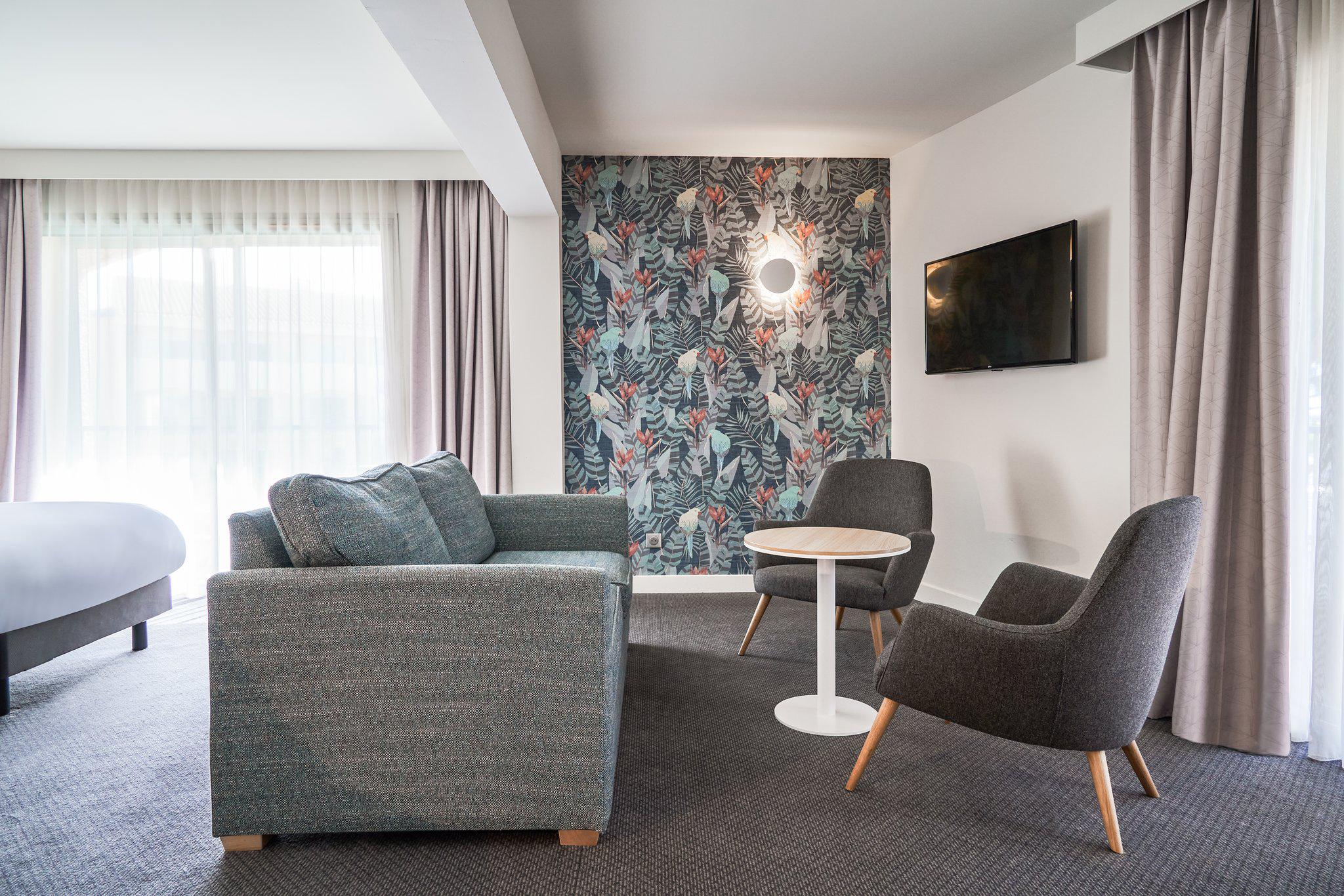 Images Holiday Inn Perpignan by IHG