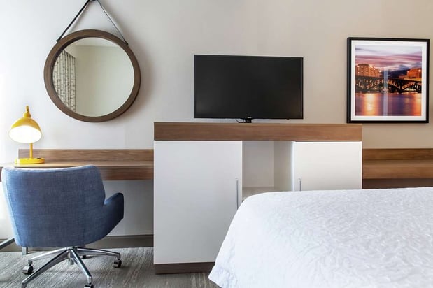 Images Hampton Inn by Hilton Rockford
