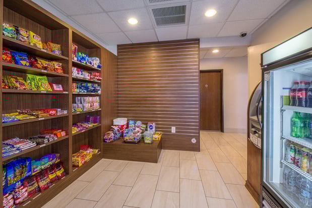 Images Holiday Inn Express & Suites Phoenix Airport by IHG