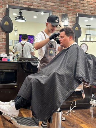 Images Lionsden Barbershop