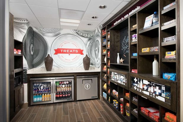 Images Hampton Inn & Suites San Antonio Lackland AFB SeaWorld