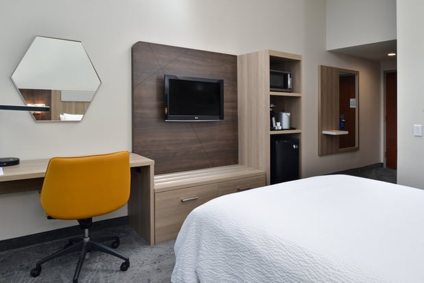 Images Holiday Inn Express Lewisburg/New Columbia by IHG