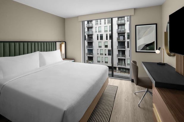 Images Embassy Suites by Hilton Madison Downtown