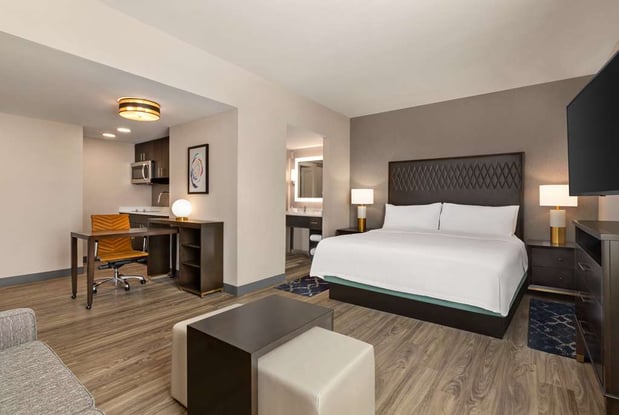 Images Homewood Suites by Hilton Indianapolis Downtown IUPUI