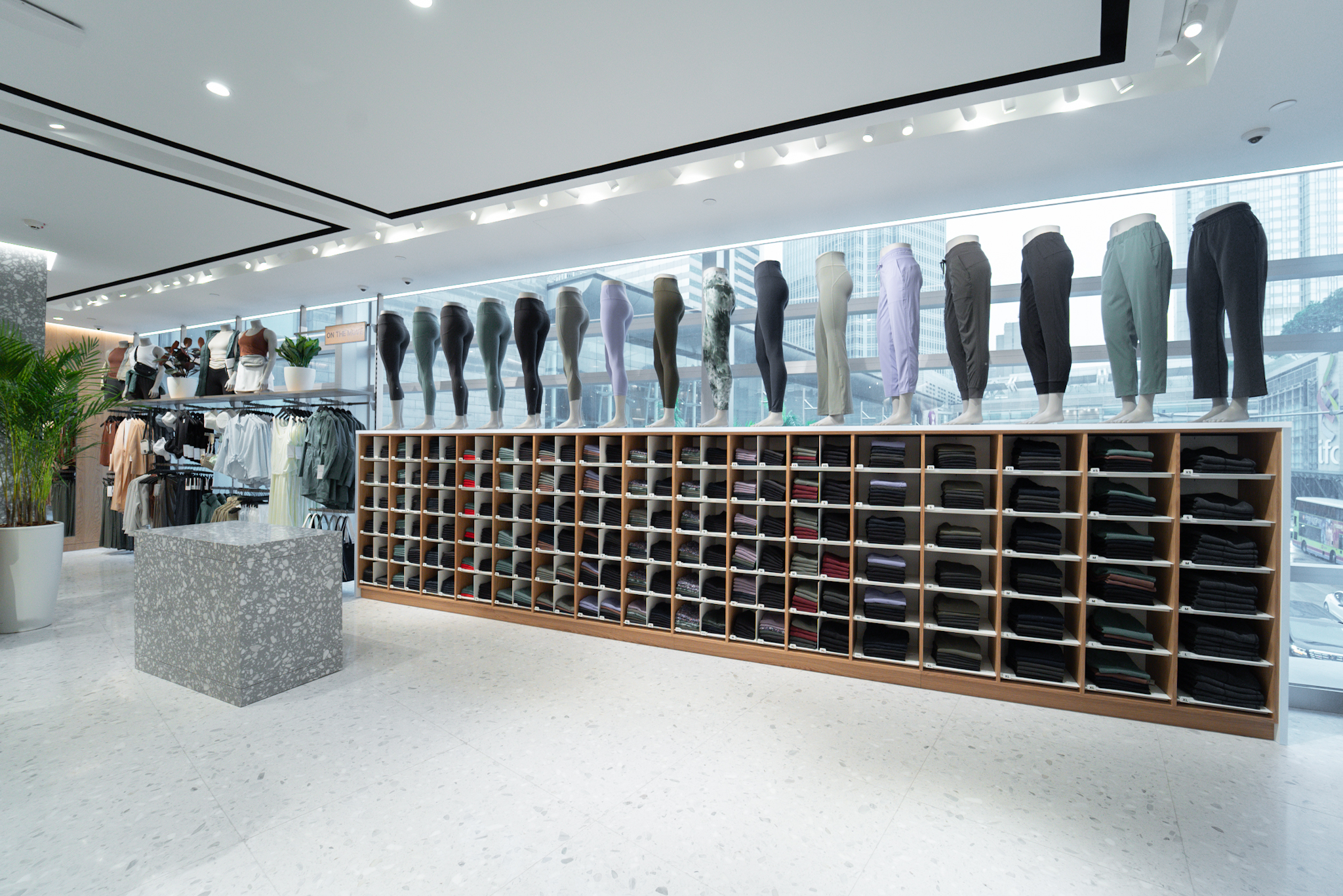lululemon IFC