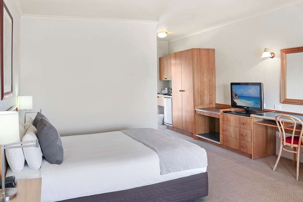 Images Best Western Sanctuary Inn