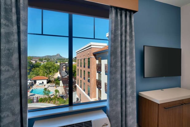 Images Hilton Garden Inn Prescott Downtown