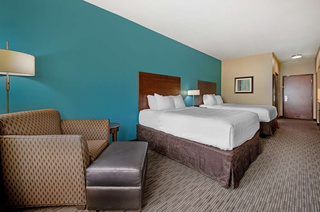 2 Queen Room