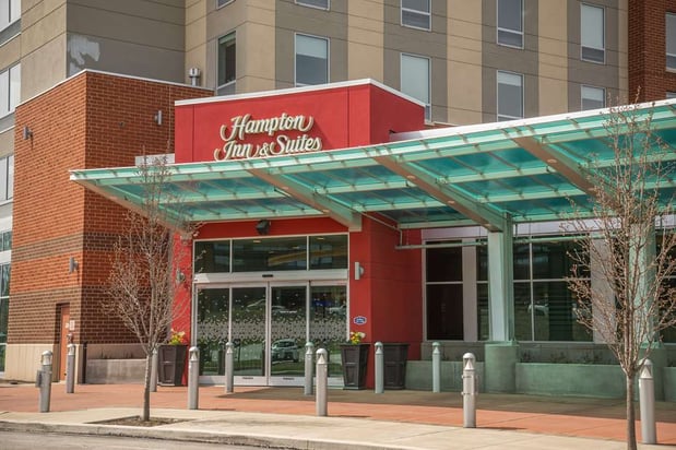 Images Hampton Inn & Suites Erie Bayfront