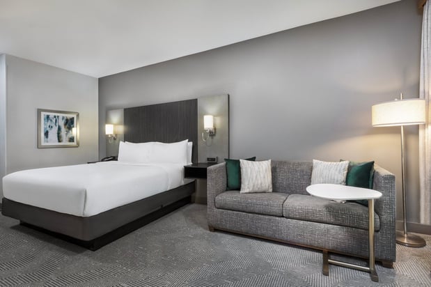 Images Holiday Inn Carlsbad - San Diego by IHG