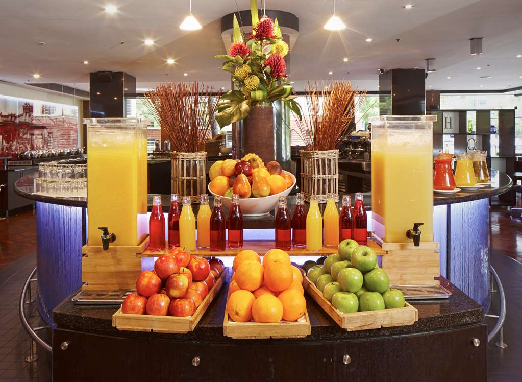 Images Radisson Hotel on Flagstaff Gardens Melbourne