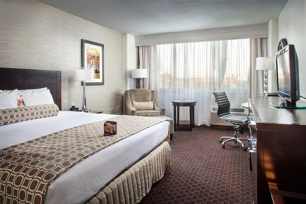 Images Crowne Plaza Phoenix Airport - Phx by IHG