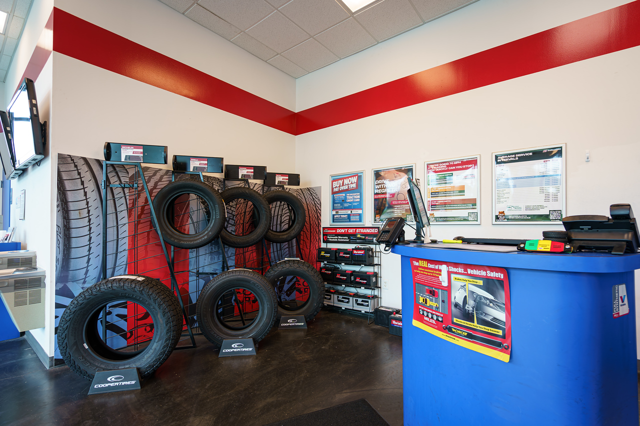 Tire Discounters on 2810 Stelzer Rd in Columbus