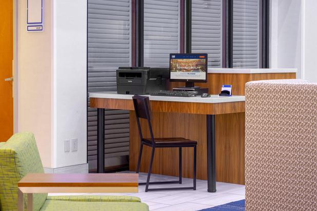 Images Holiday Inn Express Coventry S - West Warwick Area by IHG