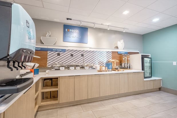 Images Holiday Inn Express & Suites Cocoa Beach by IHG