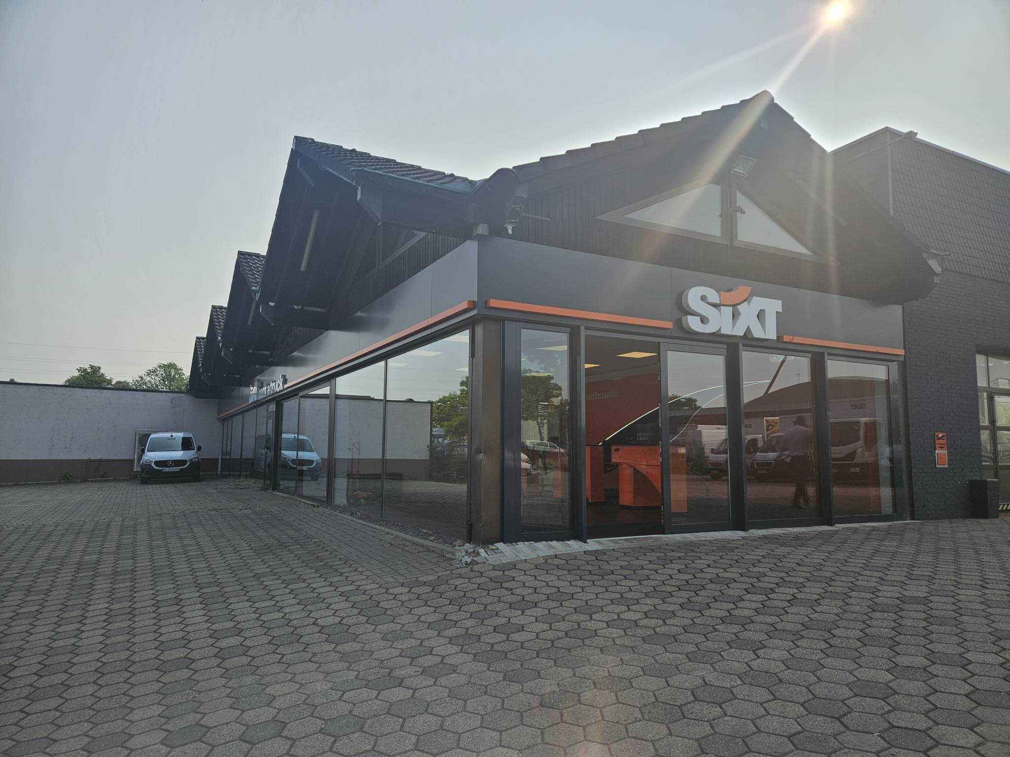 SIXT Truck Center Dortmund, Evinger Straße 21 in Dortmund