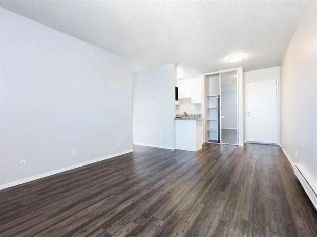 Images Skyline Heights Apartments