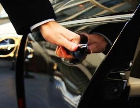 Redmond Chauffeur Drive 2