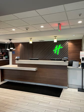 Images Holiday Inn & Suites Syracuse Airport - Liverpool by IHG