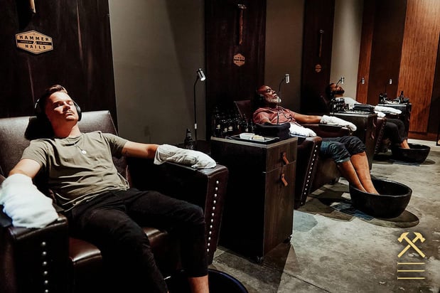 Images Hammer & Nails - Aurora