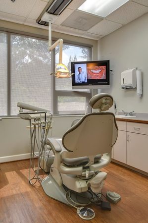 Images Scott Finlay, DDS